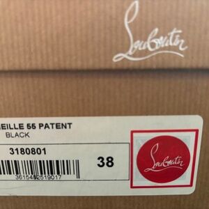 Christian Louboutin Corneille Size 38 55 Black Patent Heels NIB-Unworn-Beautiful